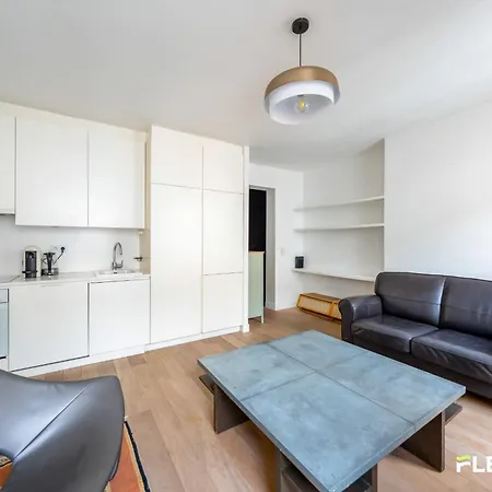 Charming 1br Near Parc Monceau 17e Paris