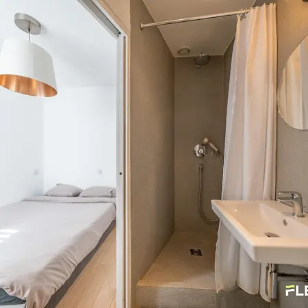 Charming 1br Near Parc Monceau 17e Paris